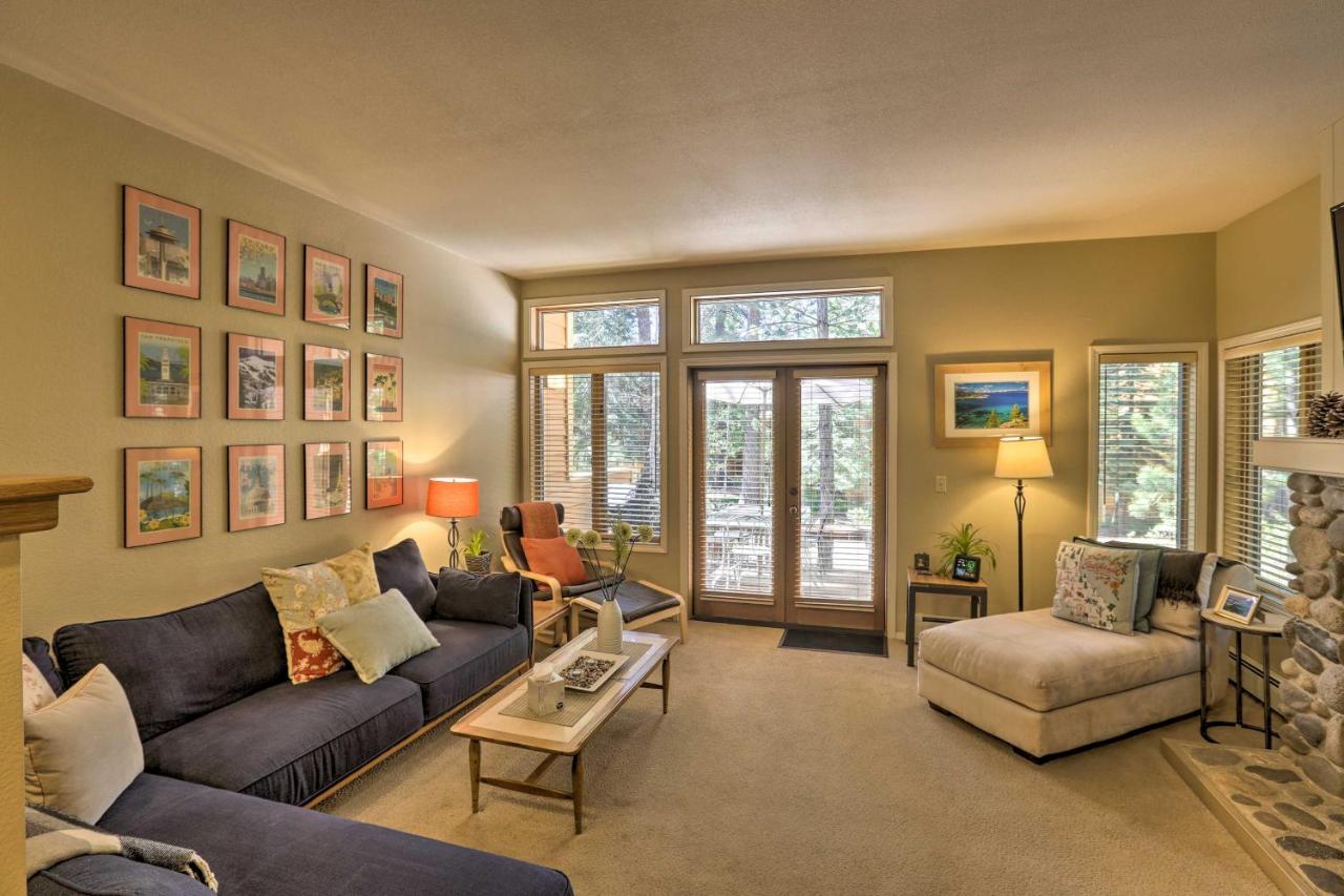 Corner-Unit Condo With Grill Walk To Lake Tahoe! Incline Village Bagian luar foto