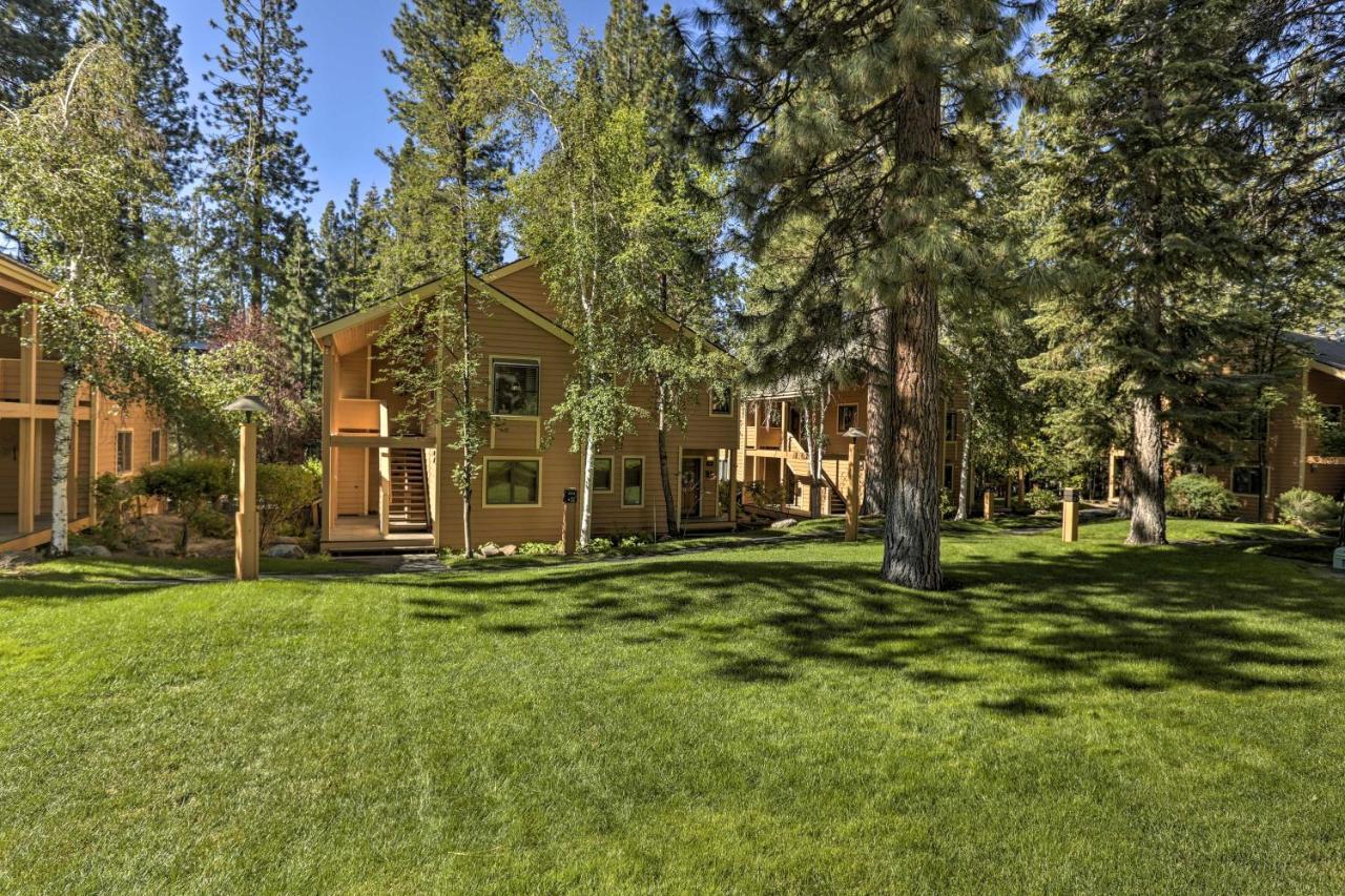 Corner-Unit Condo With Grill Walk To Lake Tahoe! Incline Village Bagian luar foto